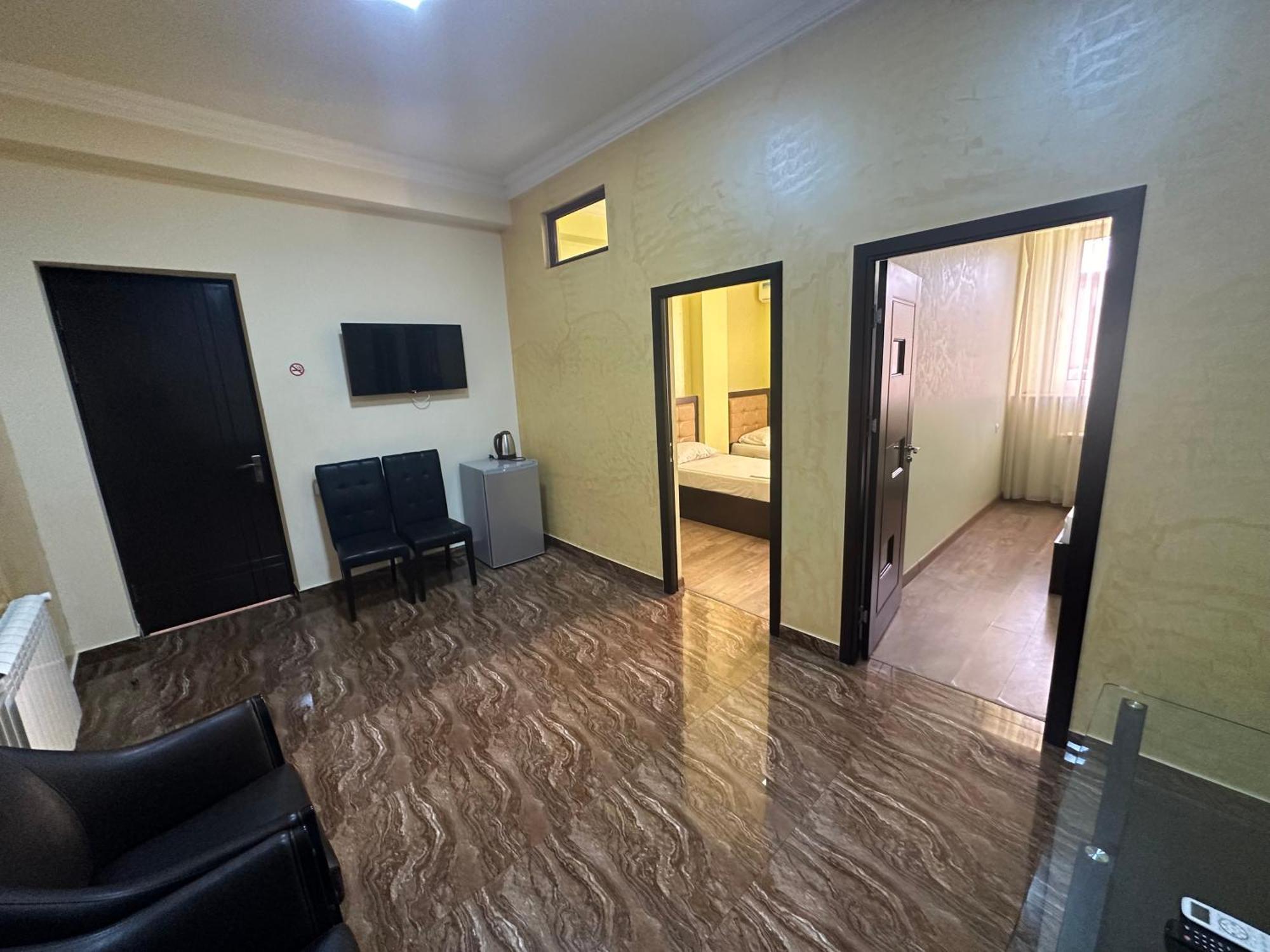 Express Hotel يريفان المظهر الخارجي الصورة